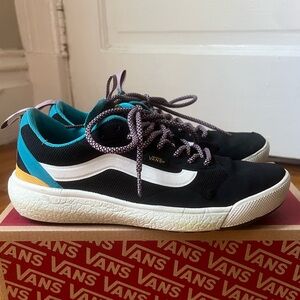 Vans UltraRange EXO